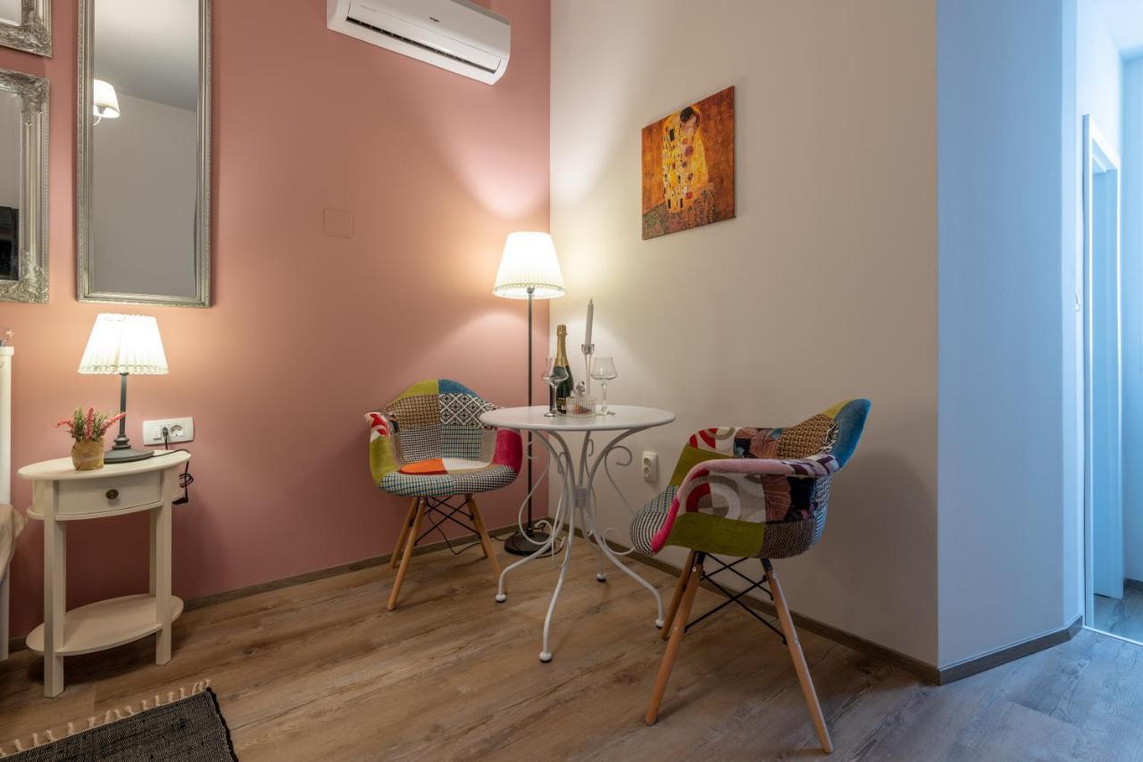 Old City Romantic Studios 4 With Free Private Parking Pula Dış mekan fotoğraf
